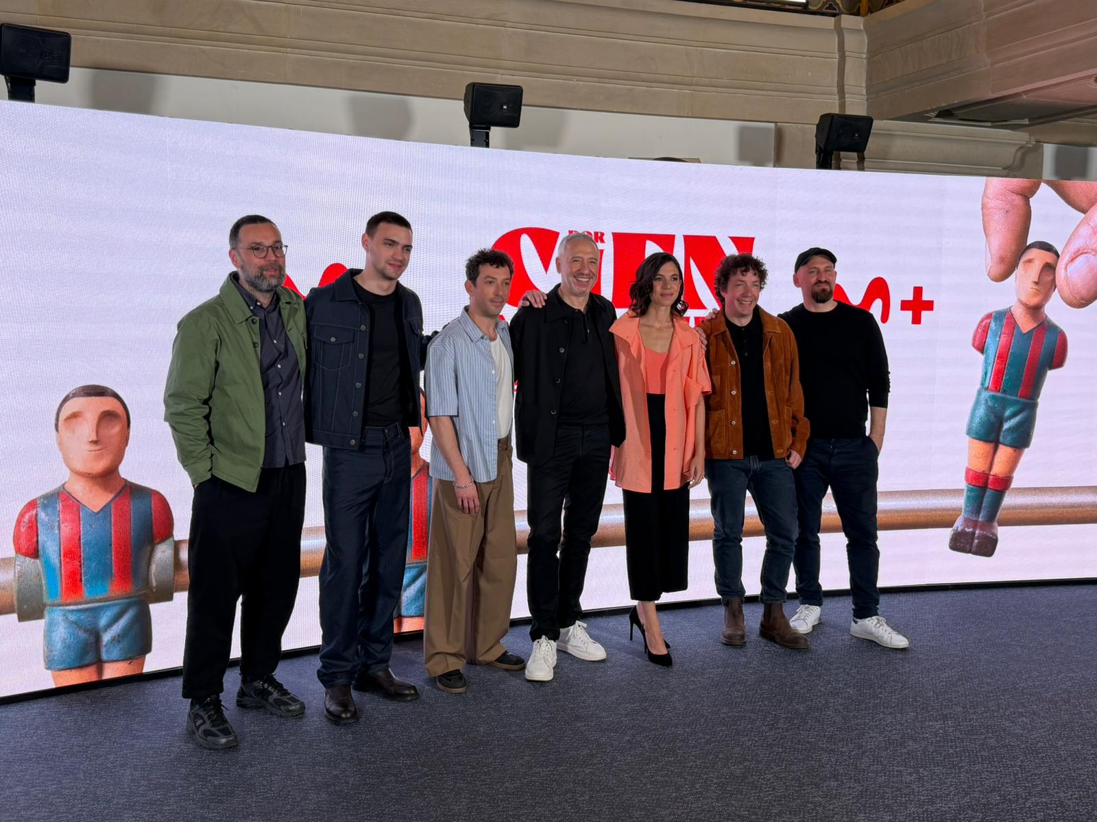 Serie Por cien millones en Movistar Plus+