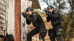 S.W.A.T.: Los Hombres de Harrelson. T(T1). S.W.A.T.: Los... (T1): Ep.12 Contaminación
