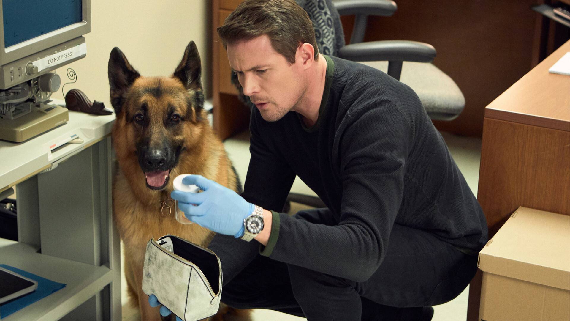 Hudson y Rex (T2): Ep.6 Bala En El Agua