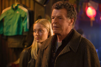 Imagen de Fringe (Al límite) (T5): Ep.1 Unificador de pensamiento transiliente, modelo 11 - 5