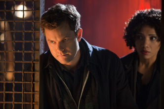 Imagen de Fringe (Al límite) (T5): Ep.1 Unificador de pensamiento transiliente, modelo 11 - 6