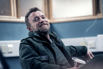 Imagen de Blue Lights (T1): Ep.1 El código - 6