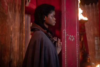 Imagen de Domina (T1): Ep.2 Resurgir - 16