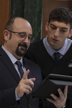 Imagen de Muertos S.L. (T1): Ep.2  - 5