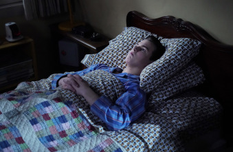 Imagen de El joven Sheldon (T7): Ep.8 Una pulsera de tobillo y una casa de plástico grande - 2