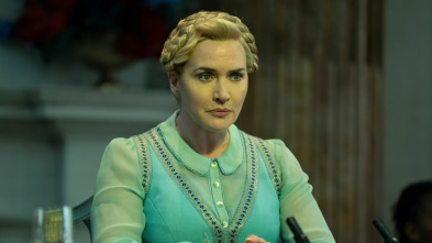 Imagen de The Regime (T1): Ep.4 Festín de medianoche - 2