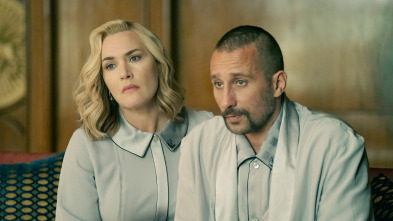 Imagen de The Regime (T1): Ep.5 Todos los fieles - 2