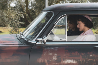 Imagen de Oriana Fallaci (T1): Ep.2 Figuras de cera - 12