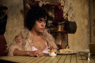 Imagen de Reinas del Soho (T1): Ep.2 Las apariencias engañan - 5