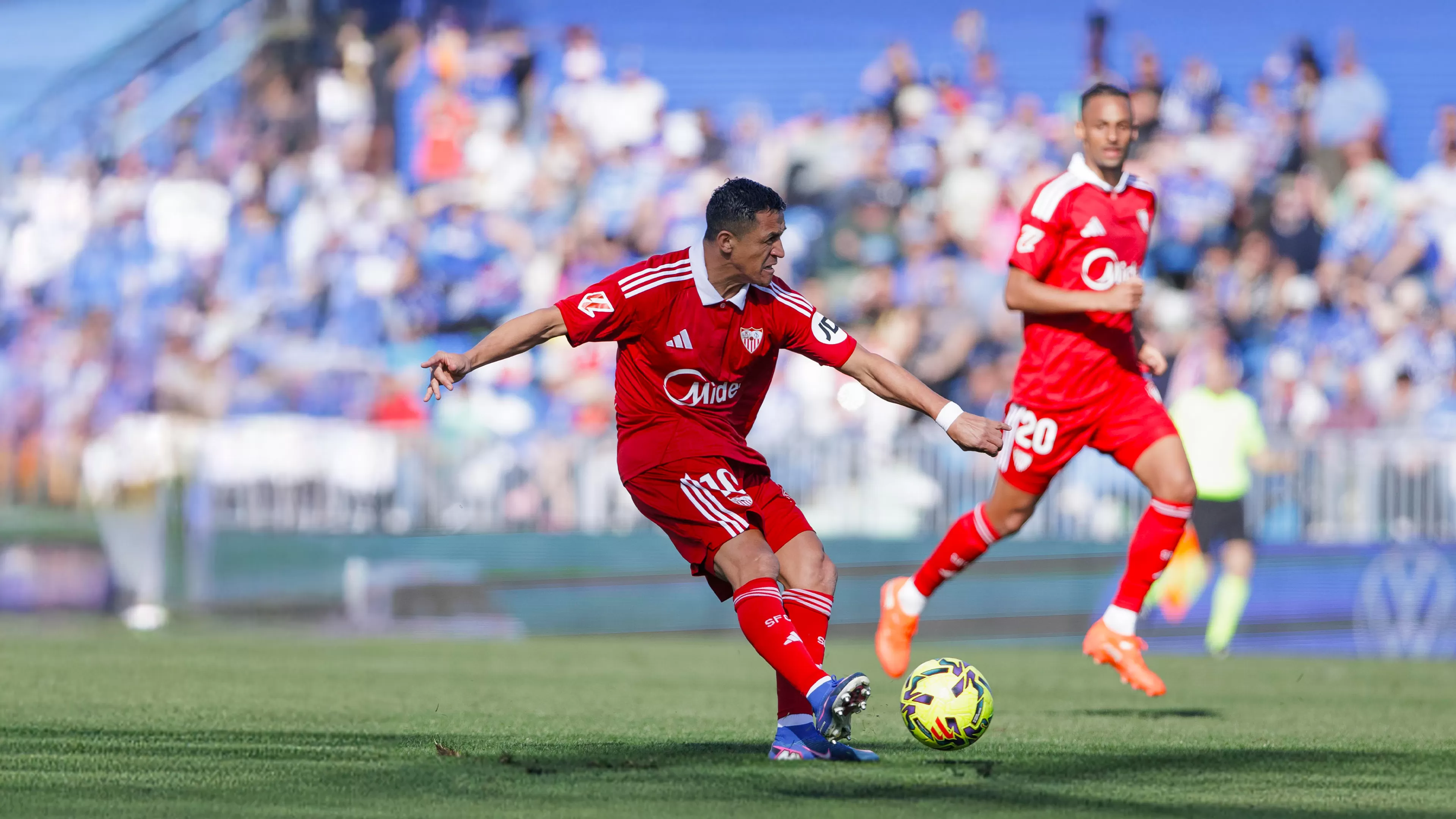 Fútbol · LALIGA EA SPORTS Sevilla-Valencia, 21 mar. en Movistar Plus+