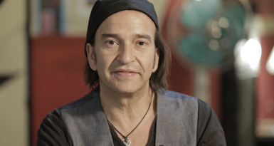 Álvaro Urquijo