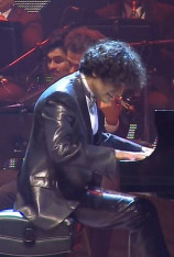Rogerio Tutti en concierto