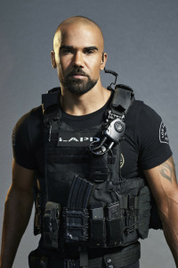 S.W.A.T.: Los hombres de Harrelson. T1.  Episodio 17: La armería