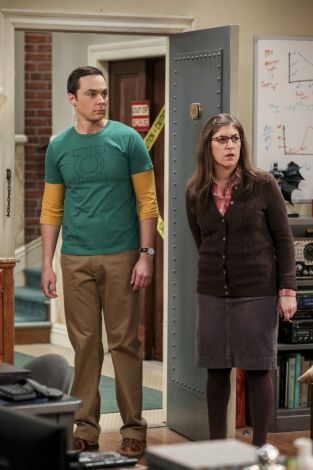 The Big Bang Theory. T10.  Episodio 18: La identificación de la escotilla de escape