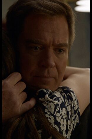 Bull. T(T6). Bull (T6): Ep.1 Desaparecido