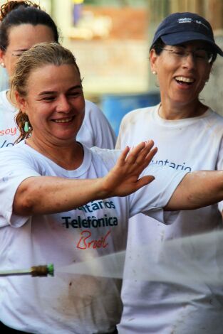 Después del terremoto: voluntarios Telefónica