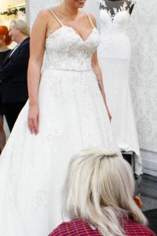 ¡Sí, quiero ese vestido! UK. T(T3). ¡Sí, quiero ese... (T3): Escotes pronunciados