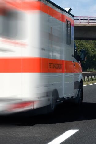 A8, emergencia en la autopista. A8, emergencia en la...: Ep.12
