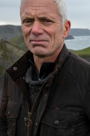 Misterios de las profundidades, con Jeremy Wade. T(T1). Misterios de las... (T1): La Marina contra los OVNIs