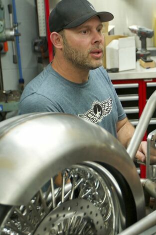 American Chopper. T(T11). American Chopper (T11): La reconstrucción