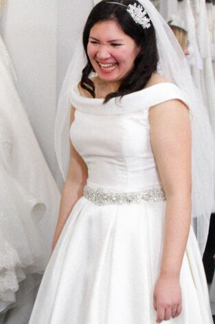 ¡Sí, quiero ese vestido! UK. T(T4). ¡Sí, quiero ese... (T4): Un vestido con destellos