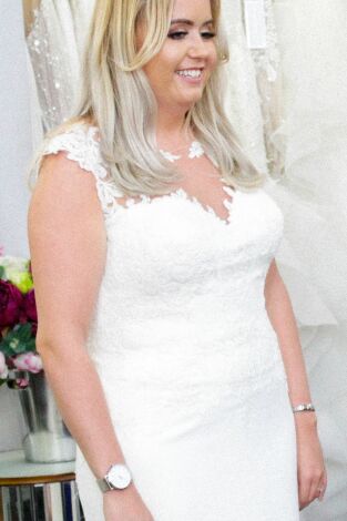 ¡Sí, quiero ese vestido! UK. T(T4). ¡Sí, quiero ese... (T4): Lo primero es la familia