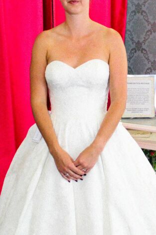 ¡Sí, quiero ese vestido! UK. T(T4). ¡Sí, quiero ese... (T4): Loca por las sirenas
