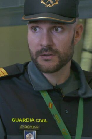 Control de fronteras: España. T(T1). Control de... (T1): Episodo 4