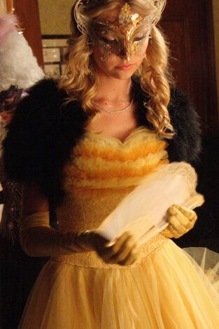 Gossip Girl. T(T1). Gossip Girl (T1): Ep.6 El relato de la doncella