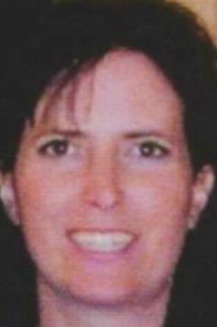 Un asesino entre nosotros. Un asesino entre...: La chica de la caja fuerte