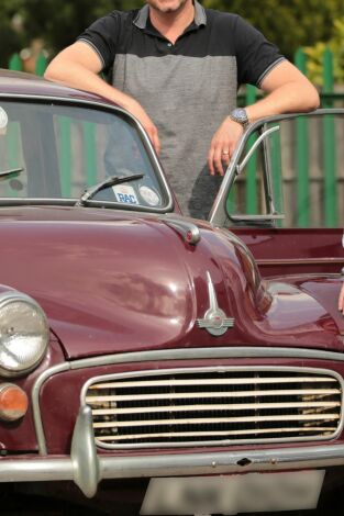Maestros de la Restauración: coches clásicos. Maestros de la...: Morris Minor Traveller y Maserati Ghibli