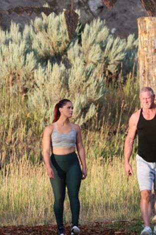 Man Vs Bear. T(T1). Man Vs Bear (T1): Baby boomer contra millennial