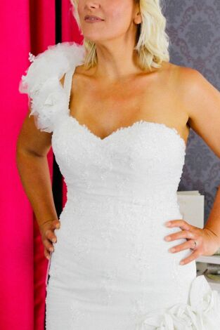 ¡Sí, quiero ese vestido! UK. T(T1). ¡Sí, quiero ese... (T1): Rompiendo las reglas de la novia