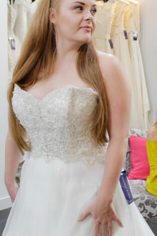 ¡Sí, quiero ese vestido! UK. T(T1). ¡Sí, quiero ese... (T1): Expectativas por las nubes