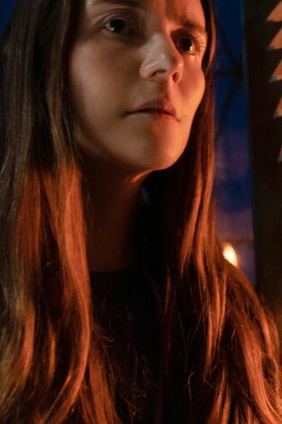 From. T(T2). From (T2): Ep.10 ¿Érase una vez?