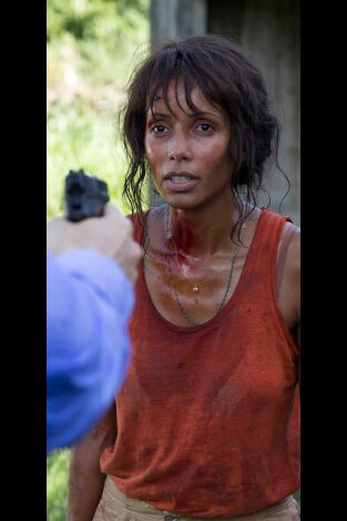 Crimen en el trópico. T(T2). Crimen en el trópico (T2): Ep.8 La bahía del marín