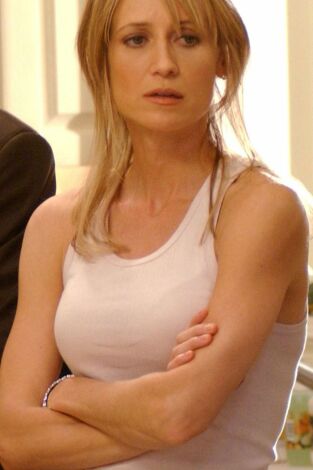 The O.C.. T(T1). The O.C. (T1): Ep.15 The Third Wheel