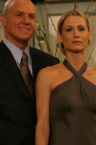The O.C.. T(T1). The O.C. (T1): Ep.21 The Goodbye Girl