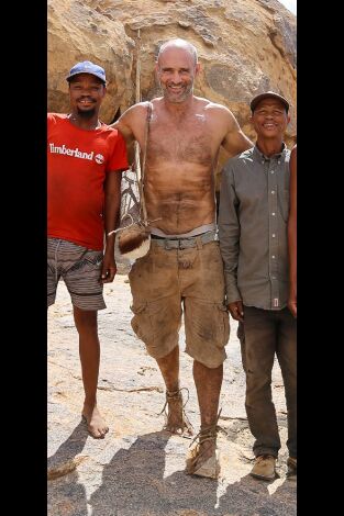 Rutas salvajes con Ed Stafford (aka Ed Stafford: solo en la isla). Rutas salvajes con...: Las montañas Erongo