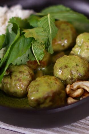 Cocina de Sotobosque. T(T2). Cocina de Sotobosque (T2): Albóndigas de jabalí al curry verde thailandés