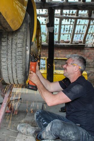 Ant Anstead: Born Mechanic. T(T1). Ant Anstead: Born Mechanic (T1)