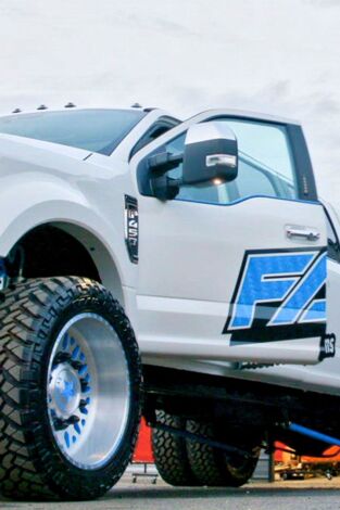 Texas Metal XL. T(T2). Texas Metal XL (T2): 6-Door F-450 hecho a mano