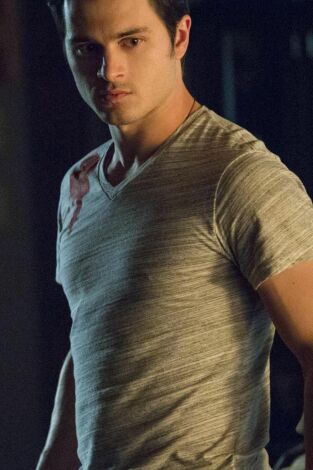 Crónicas vampíricas. T(T5). Crónicas vampíricas (T5): Ep.14 Sin salida