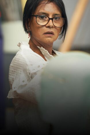 All That Glitters. T(T1). All That Glitters (T1): Ep.6