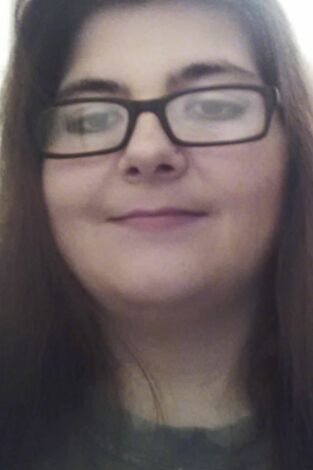 Casados con el mal. Casados con el mal: Un extraño llega a la ciudad