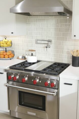Reformas con Christina, Season 5. T(T5). Reformas con... (T5): La cocina de 16 años