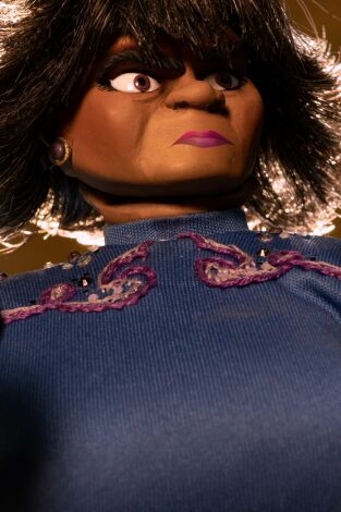 Mujeres con hombreras, Season 1. T(T1). Mujeres con... (T1): Ep.4 El Cordón Umbilical