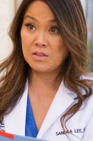 La doctora Lee. La doctora Lee: Deliberación sobre la amputación