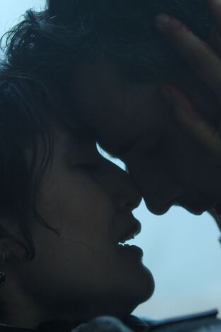 Invasión. T(T3). Invasión (T3): Ep.9 El regreso a casa