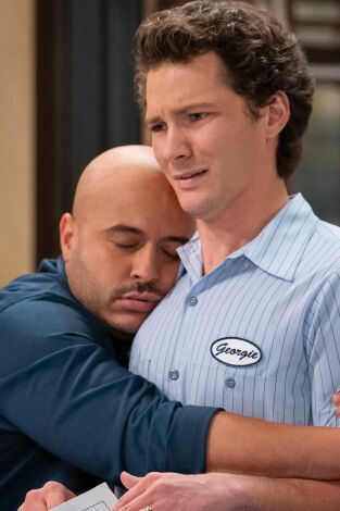 El primer matrimonio de Georgie y Mandy. T(T2). El primer... (T2): Ep.4 Manos sucias y una alambrada